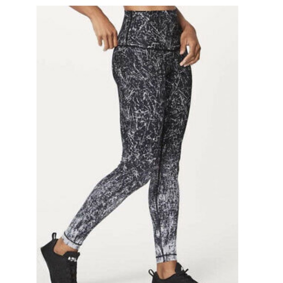 lululemon athletica Pants - Lululemon Wunder Under Hi-Rise Tight (Nulux 28")
Alouette 50g Alpine White Black